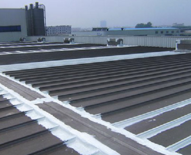 龙湾镇彩钢瓦屋面漏水问题只有好的防水系统能够解决